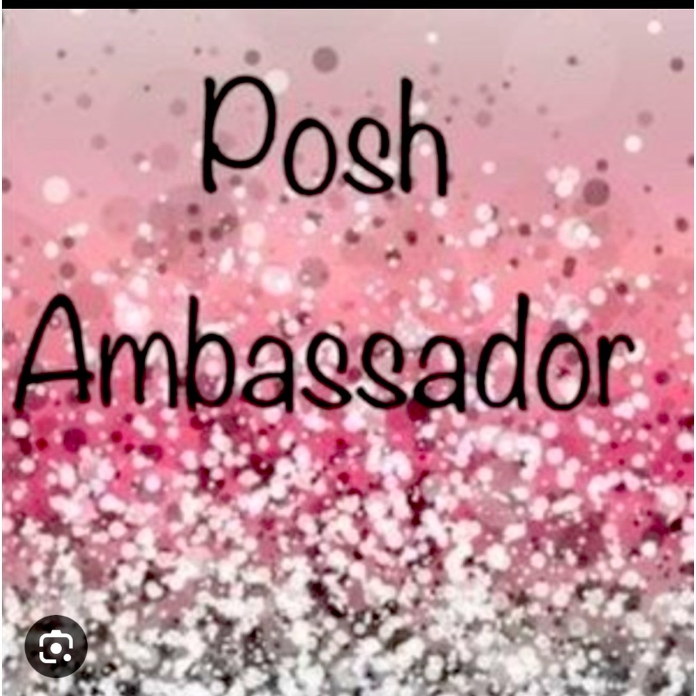 Please come and shop at this Ambassador’s Closet🛍️👗👚🕶️👢🥿👟